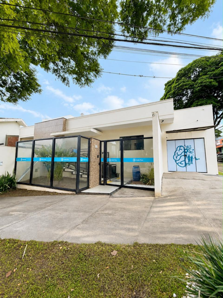 Fachada da clínica do Instituto Práxis em Maringá - PR